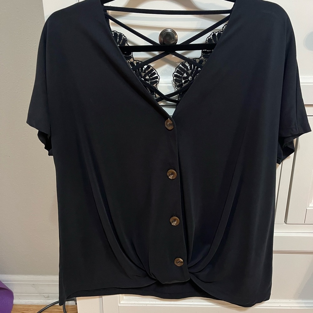 Black short sleeve top